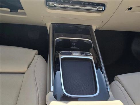 Certified 2025 Mercedes-Benz GLA 250 image 14