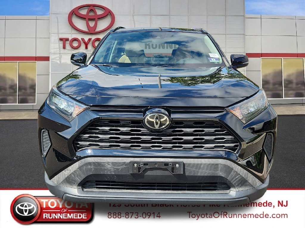 Used 2019 Toyota RAV4 LE w/ All Weather Liner Package AWD/4WD image 2