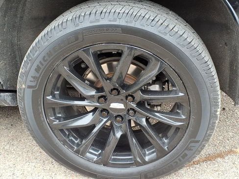 Used 2023 Cadillac Escalade Sport Platinum w/ LPO, ONYX Package image 7