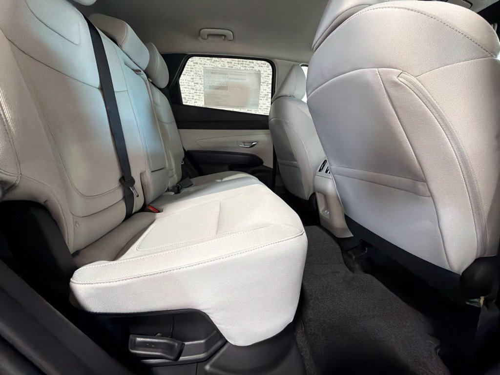 New 2026 Hyundai Tucson SEL FWD image 14