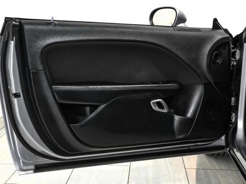 Used 2017 Dodge Challenger R/T image 22