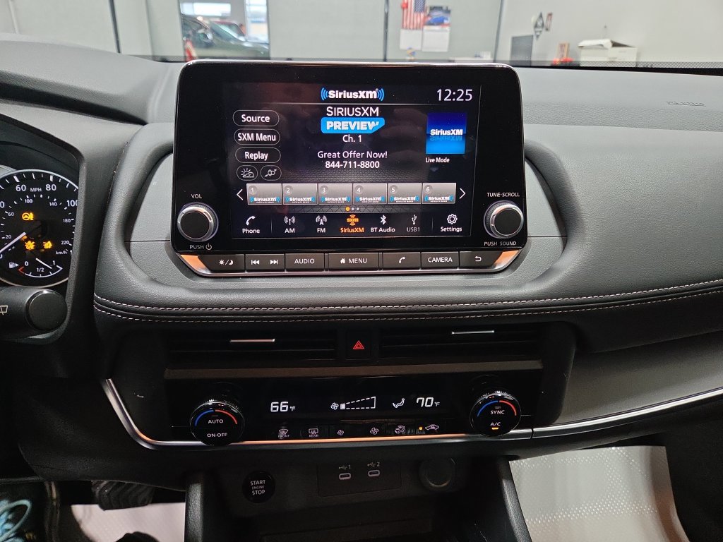 Used 2026 Nissan Rogue SV AWD/4WD image 5