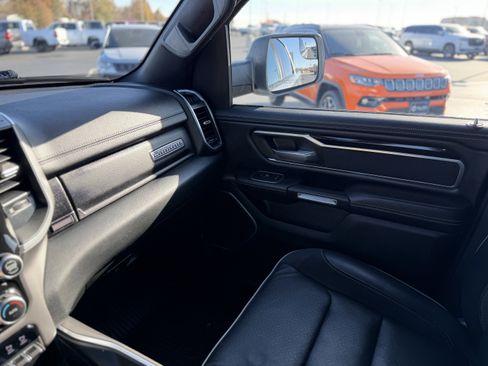 Used 2022 RAM 1500 Laramie w/ Sport Appearance Package image 18