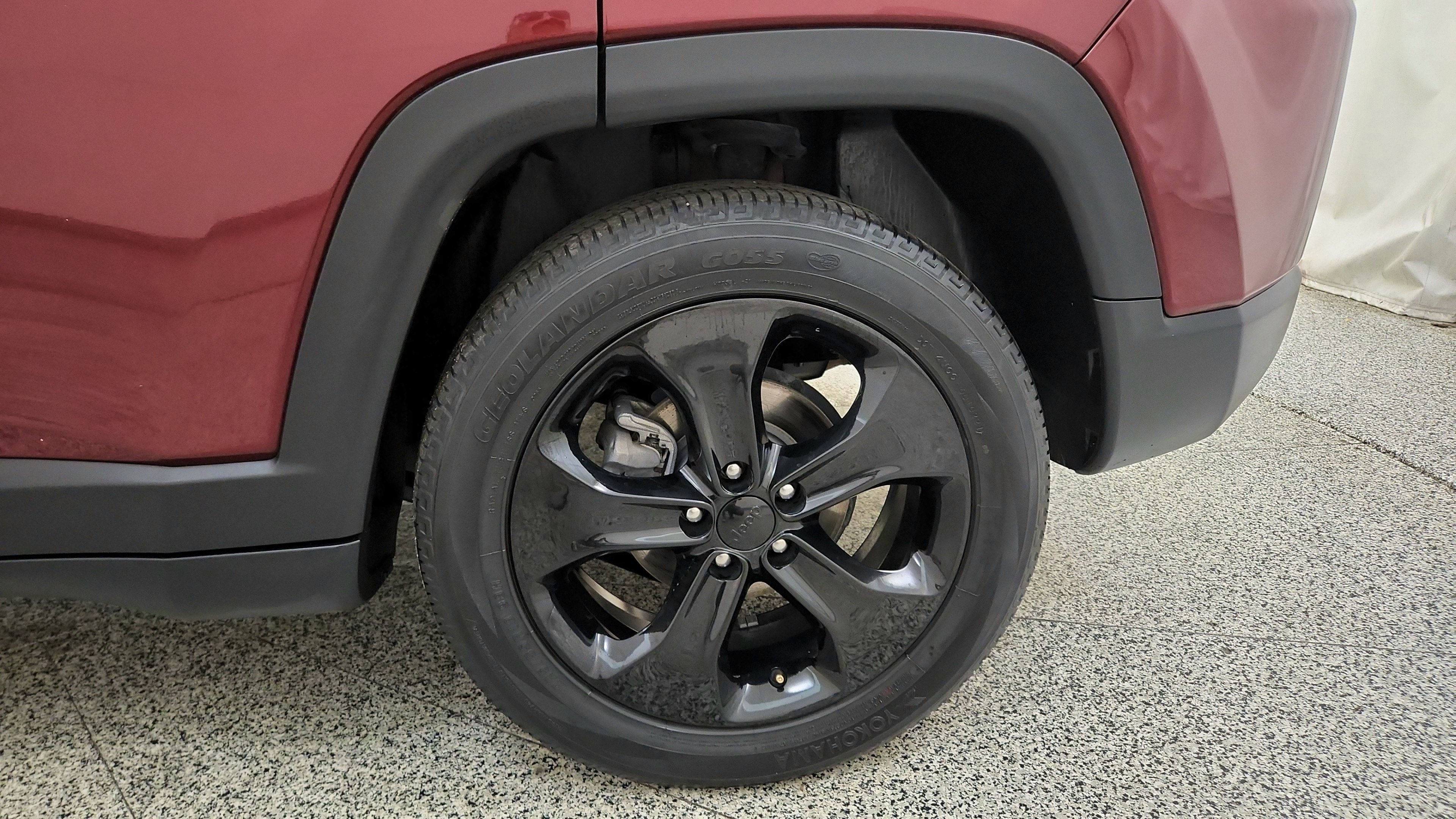 Used 2021 Jeep Compass Latitude w/ Sun and Sound Group FWD image 36