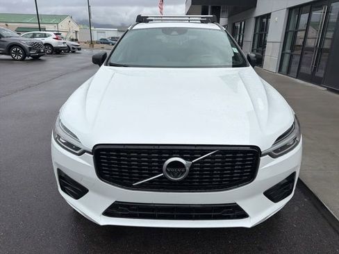 Used 2021 Volvo XC60 T5 R-Design w/ Protection Package Premier image 2