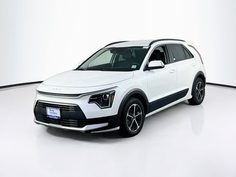 Used 2023 Kia Niro EX FWD image 1