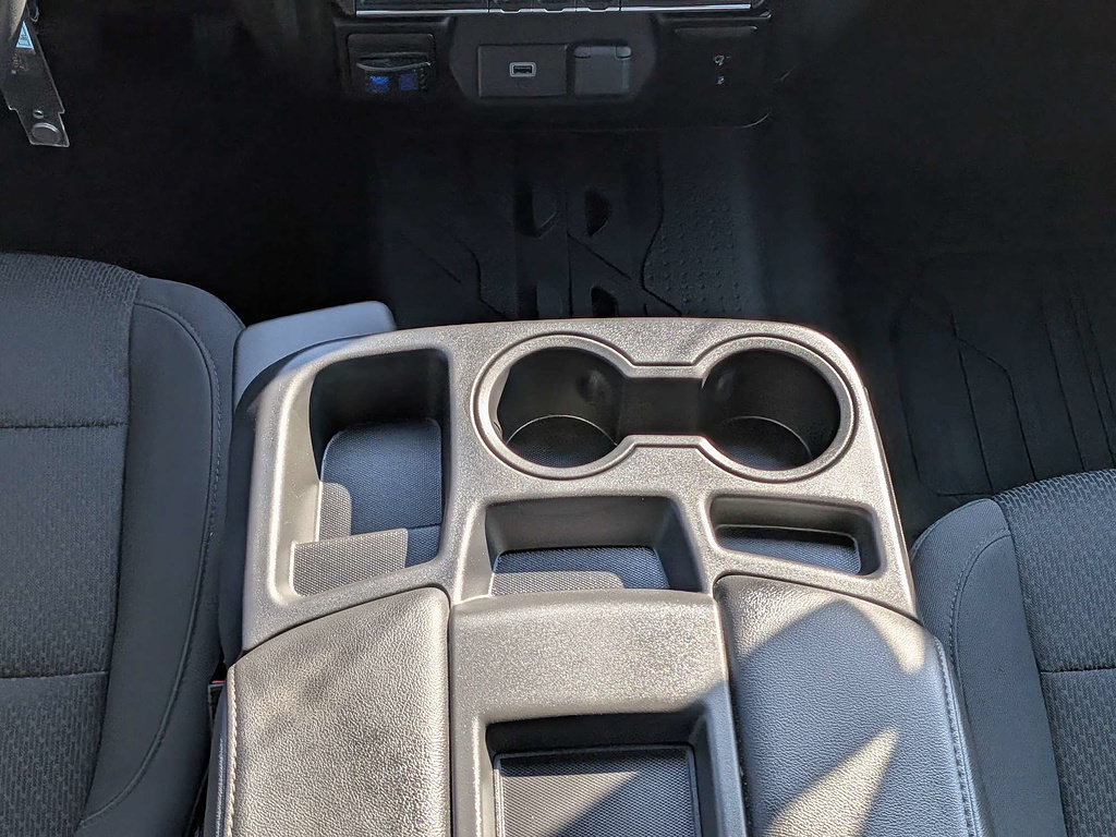 Used 2019 Chevrolet Silverado 1500 Custom w/ Custom Value Package AWD/4WD image 19
