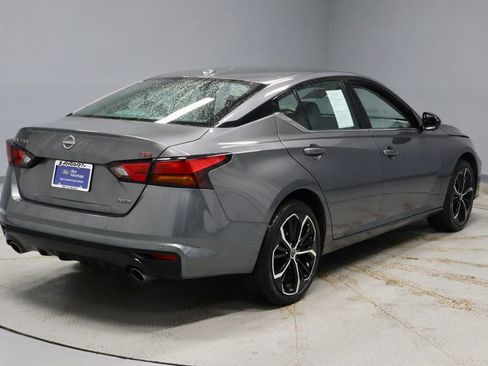 Certified 2025 Nissan Altima 2.5 SR AWD/4WD image 11
