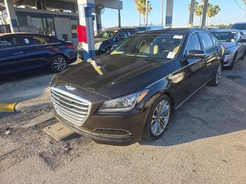Used 2015 Hyundai Genesis 3.8 w/ Option Group 03 image 2