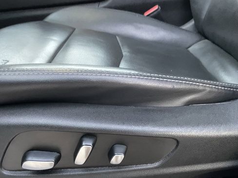 Used 2023 Cadillac XT5 Premium Luxury image 22