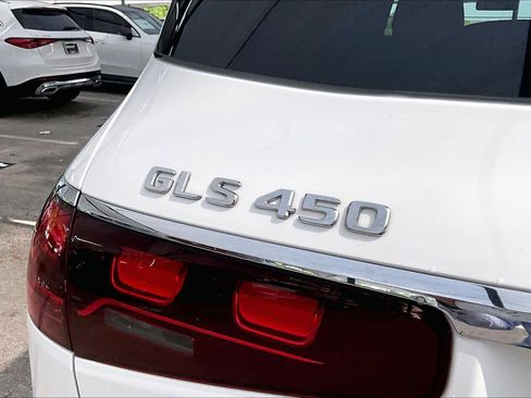 Certified 2025 Mercedes-Benz GLS 450 4MATIC image 10