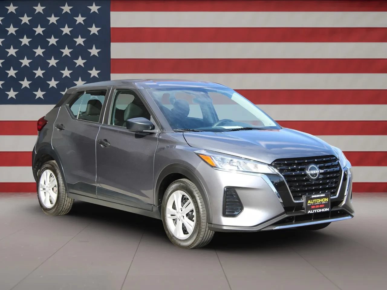Used 2024 Nissan Kicks S FWD image 3