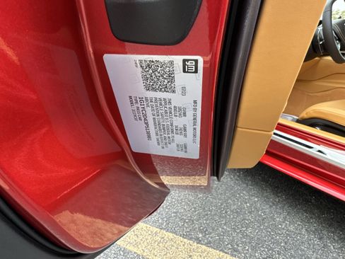 Used 2023 Chevrolet Corvette Stingray Premium Cpe w/ Z51 Performance Package image 32