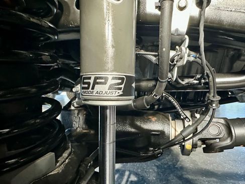 Used 2025 Jeep Wrangler Unlimited Rubicon image 28