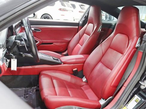 Used 2019 Porsche 911 Carrera image 25