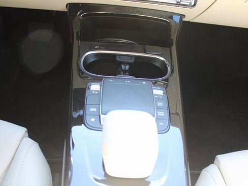 Certified 2021 Mercedes-Benz CLA 250 image 35