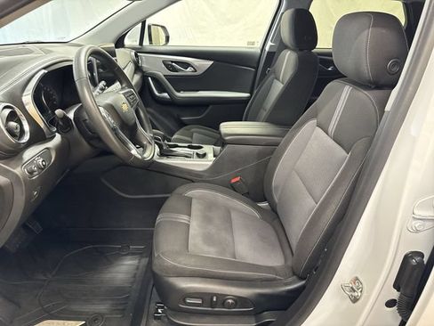 Certified 2024 Chevrolet Blazer LT w/ Convenience Package FWD image 10