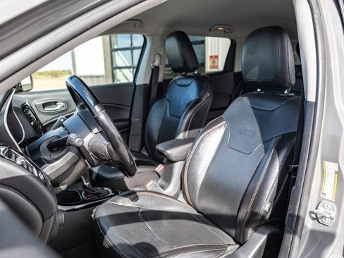 Used 2020 Jeep Compass Limited FWD image 6