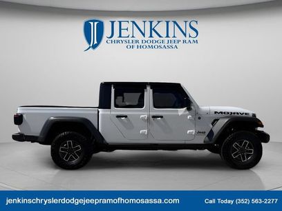 Used 2025 Jeep Gladiator Mojave w/ Convenience Group
