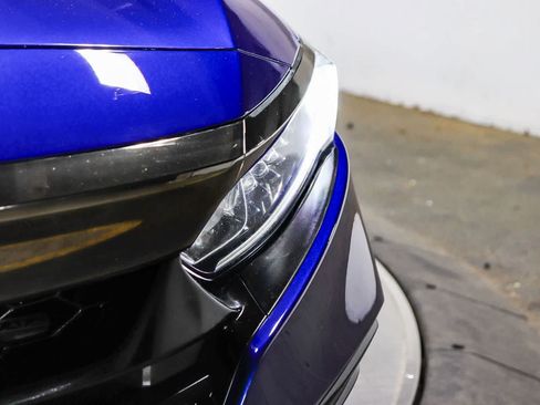 Used 2020 Honda Accord Sport image 7