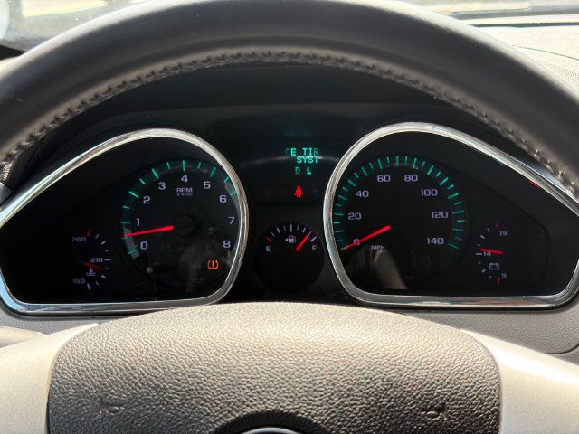 Used 2012 Chevrolet Traverse LTZ FWD image 30