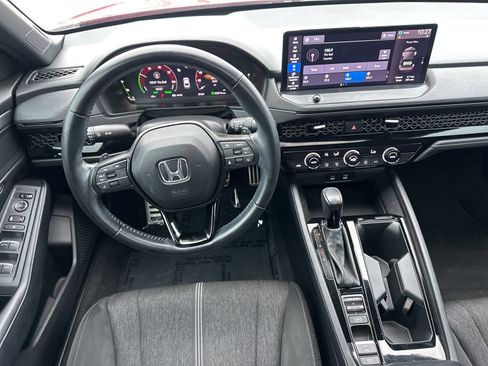 Used 2023 Honda Accord Sport image 32