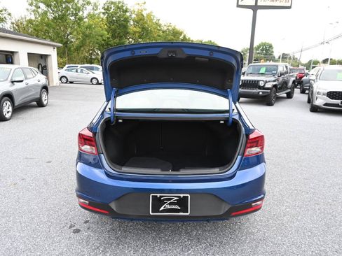 Used 2020 Hyundai Elantra SE FWD image 20