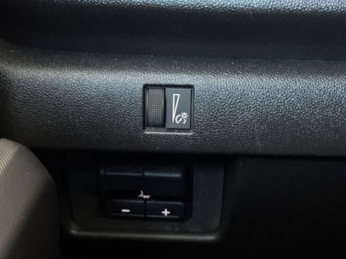 Used 2025 Chevrolet Colorado Trail Boss AWD/4WD image 41
