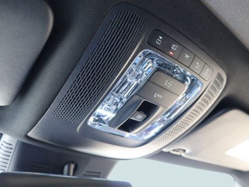 New 2025 Mercedes-Benz GLB 250 image 47