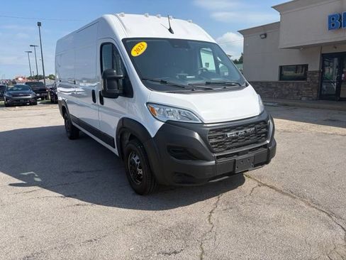 Used 2023 RAM ProMaster 2500 FWD image 13