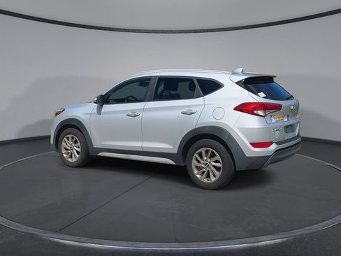 Used 2017 Hyundai Tucson SE Plus w/ Cargo Package FWD image 6