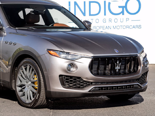 Used 2017 Maserati Levante AWD/4WD image 5