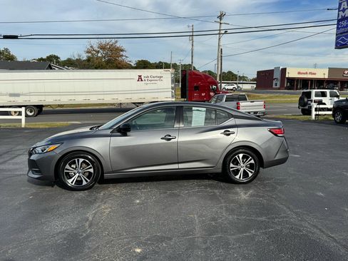 Used 2023 Nissan Sentra SV FWD image 2