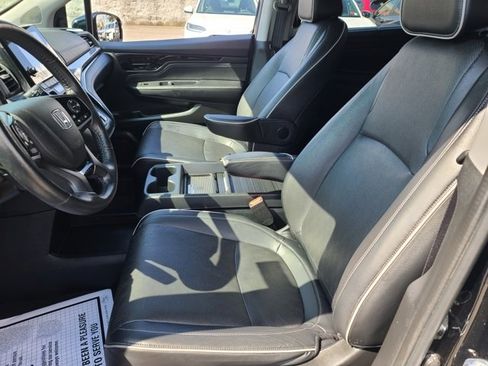 Used 2023 Honda Odyssey Elite image 15