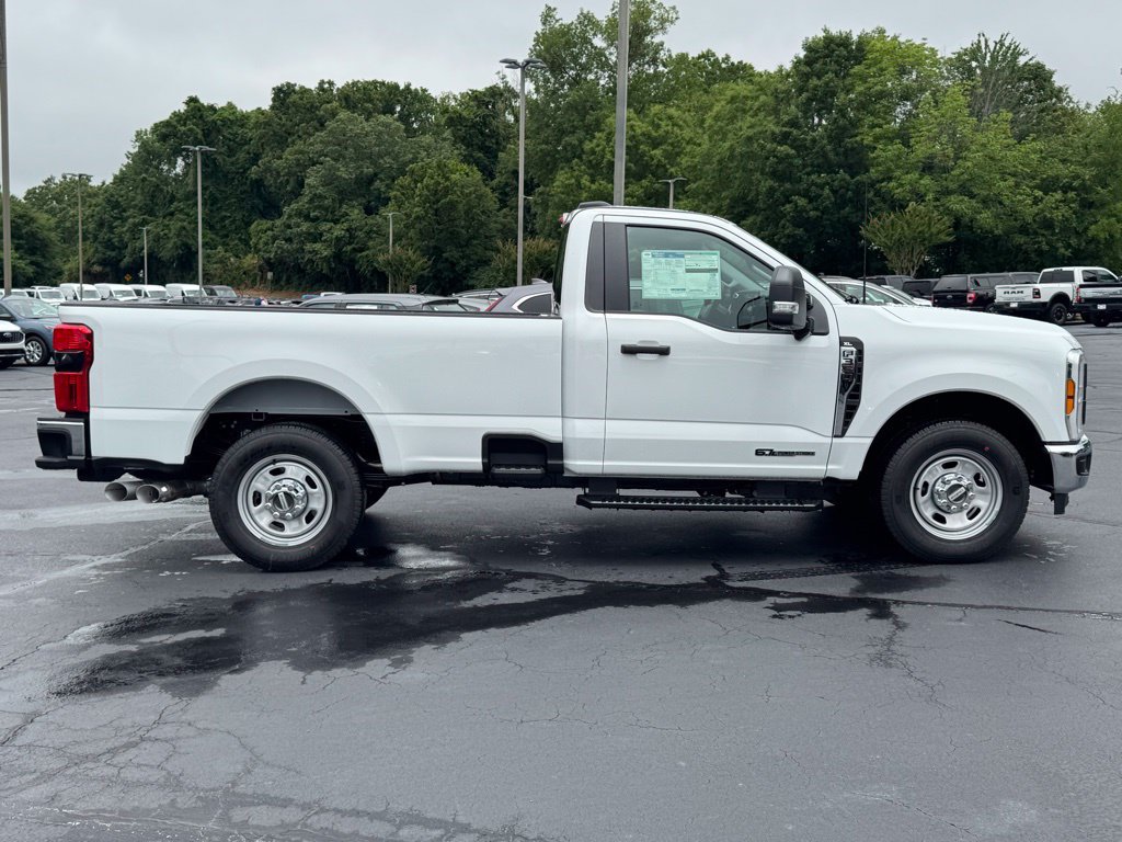 Used 2025 Ford F350 XL w/ 360-Degree Camera Package RWD image 4