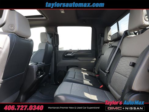 Used 2024 Chevrolet Silverado 2500 ZR2 w/ Technology Package AWD/4WD image 6