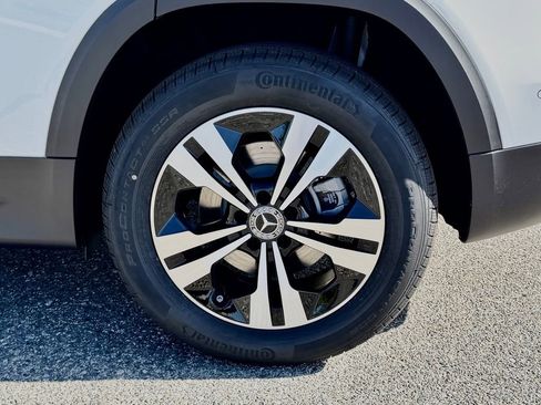 New 2026 Mercedes-Benz GLB 250 image 14