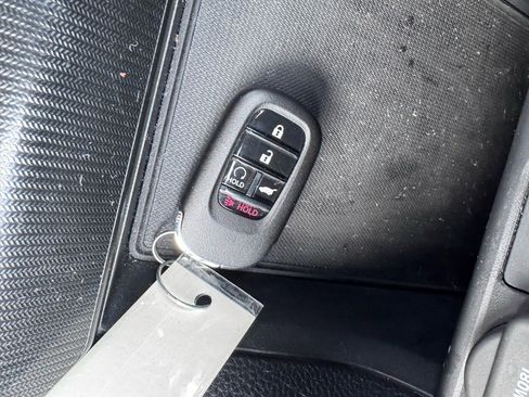 Used 2024 Honda Civic Sport image 18