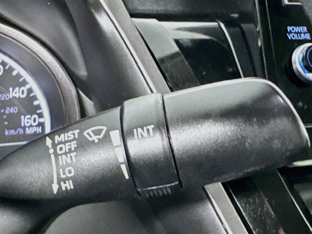 Used 2022 Toyota Camry SE w/ Audio Upgrade Package FWD image 15