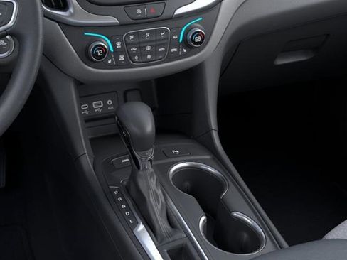New 2024 Chevrolet Equinox LT image 23