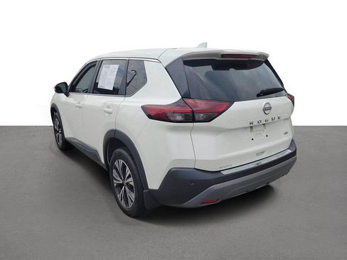 Certified 2023 Nissan Rogue SV FWD image 4