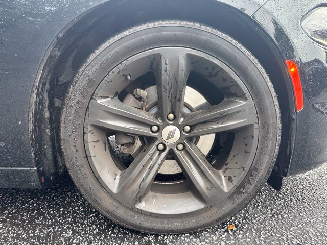 Used 2018 Dodge Charger R/T RWD image 10