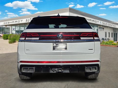 Used 2024 Volkswagen Atlas Cross Sport SEL Premium R-Line image 6