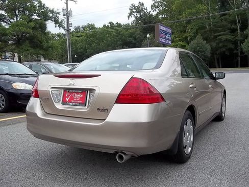 Used 2006 Honda Accord LX image 3