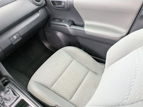 Used 2023 Toyota Tacoma TRD Sport image 16