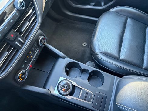 Used 2020 Ford Escape SEL image 24