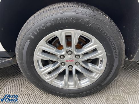 Used 2023 GMC Yukon XL SLT w/ SLT Luxury Package image 30