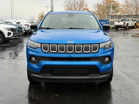 Used 2022 Jeep Compass Latitude w/ Convenience Group image 2