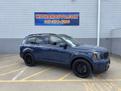 Used 2025 Kia Telluride AWD image 2