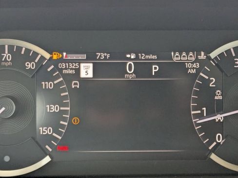 Used 2022 Land Rover Discovery Sport S image 10